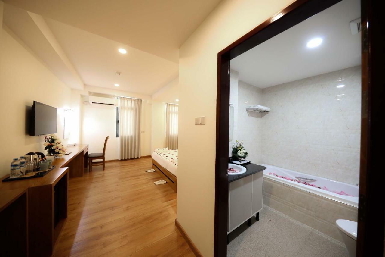 Inya View Hotel ヤンゴン エクステリア 写真